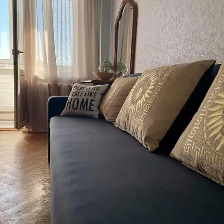 Comfortable One Beds With View For Independent Sqr Apartment