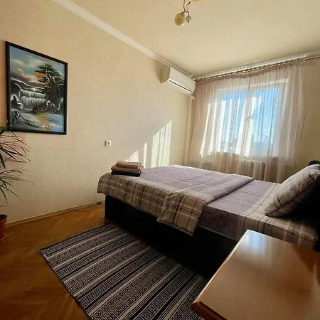Apartment Comfortable One Beds With View For Independent Sqr