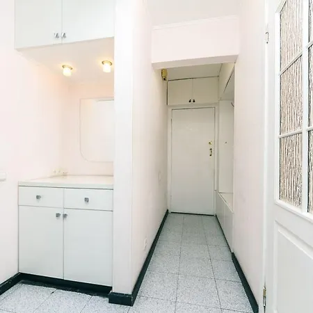 Apartment Comfortable One Beds With View For Independent Sqr *